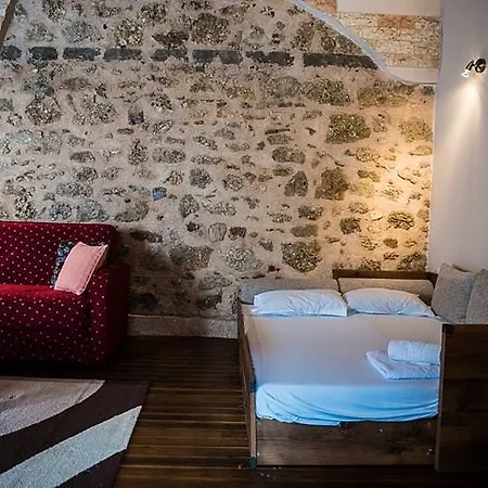Apartament Jason's Stone House